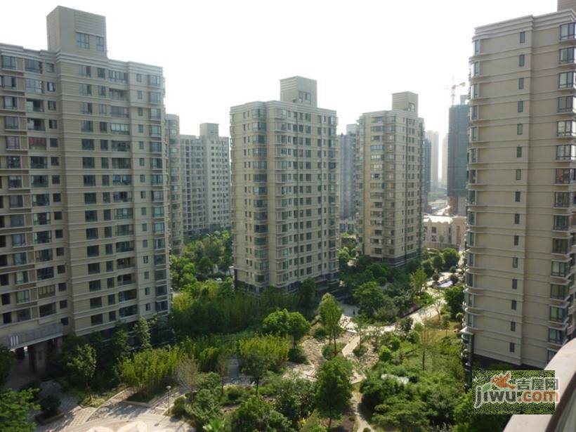 三花现代城香梅苑实景图图片