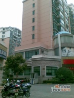 龙柏四季花园实景图3