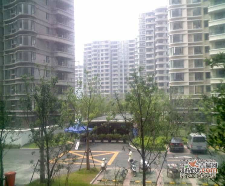 三花现代城香梅苑实景图图片