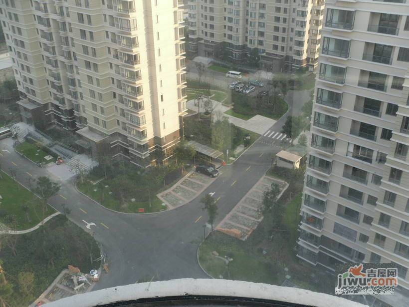 三花现代城香梅苑实景图图片