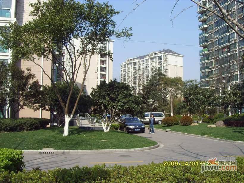 沁春园三村实景图图片