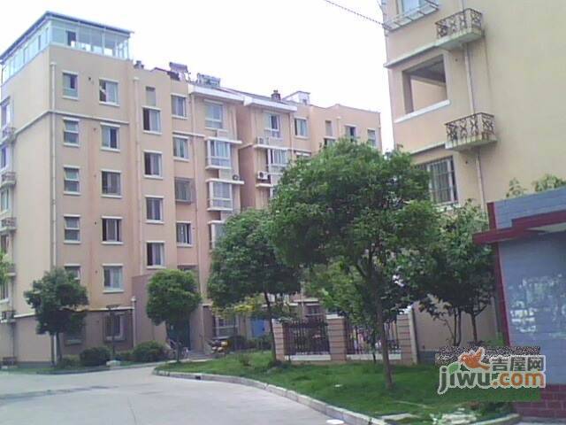 和龙新苑实景图图片