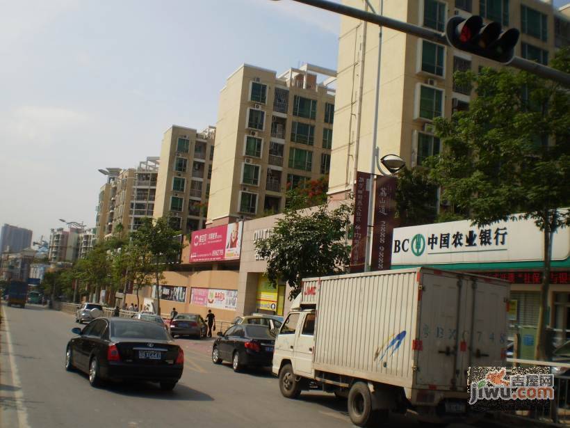 信义假日名城一期实景图图片