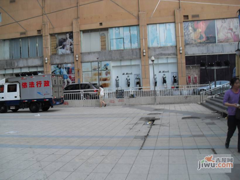 东方时代广场实景图图片