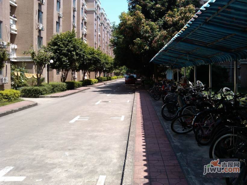 龙辉花园实景图图片