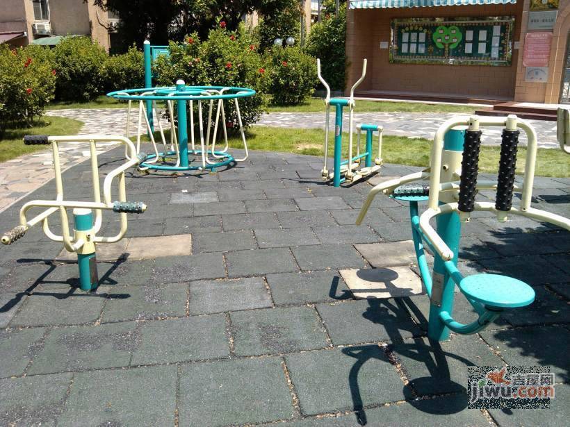 龙辉花园实景图图片