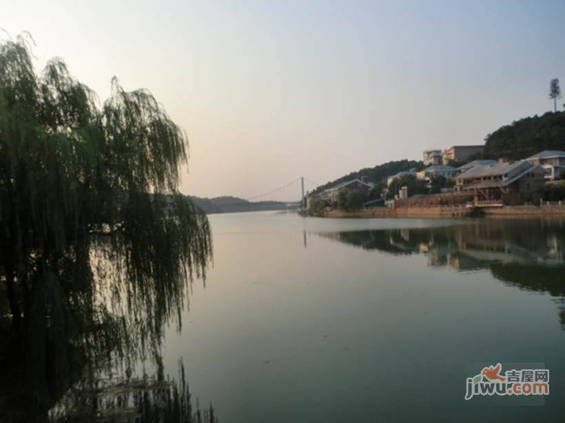 同升湖山庄小区实景图图片