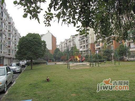 湖畔莲花港家园实景图图片