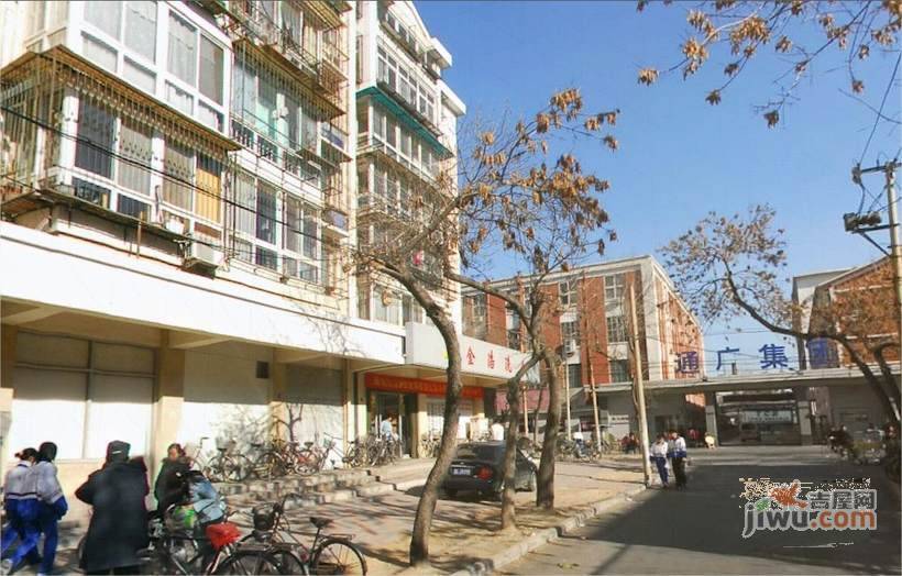 昆峰里实景图图片