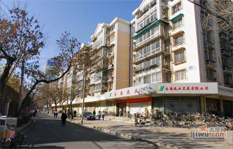 昆峰里实景图图片