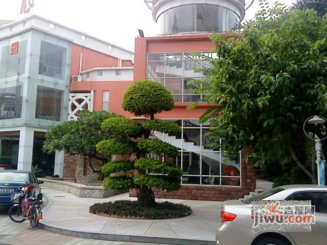 东方白云花园实景图图片