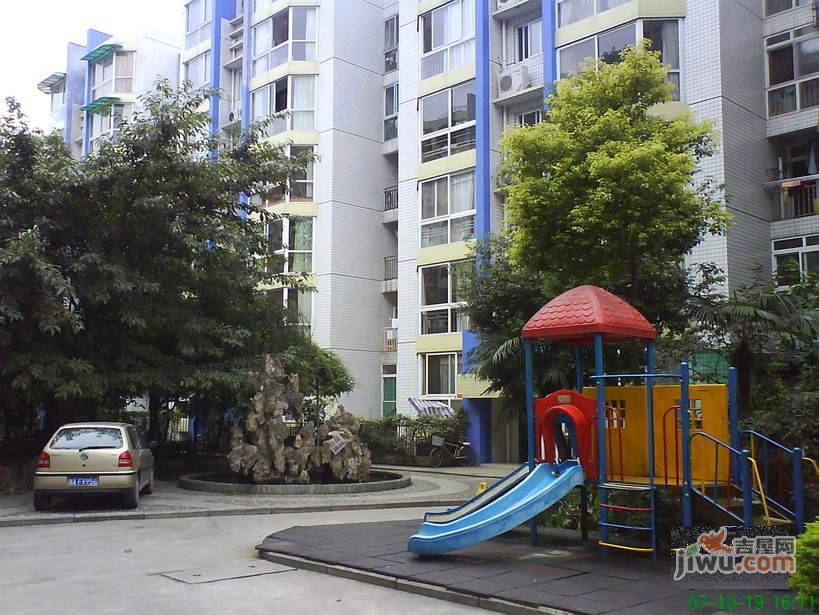 自由新城一期实景图图片