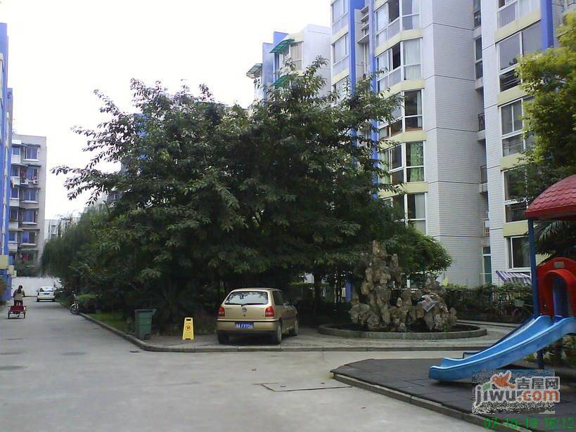自由新城一期实景图图片