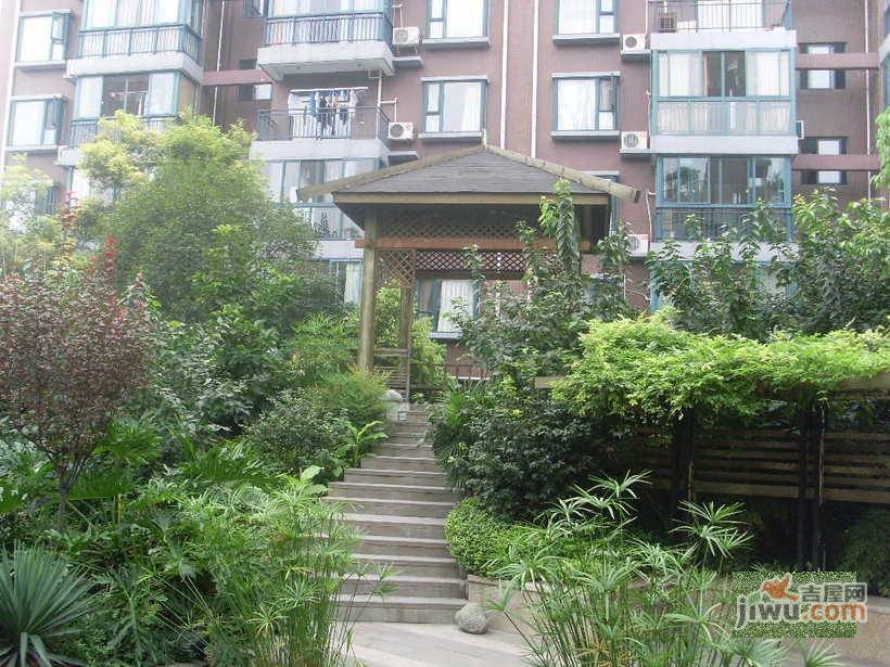 大城小居实景图图片