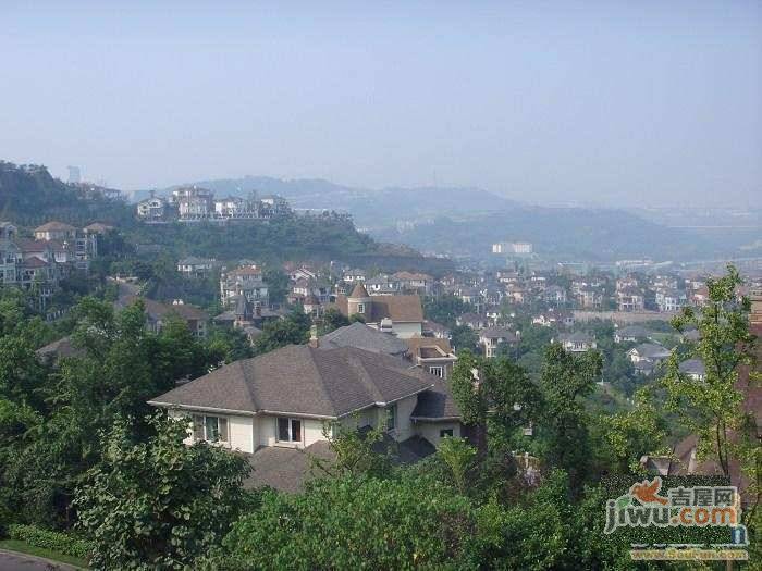 保利国际高尔夫花园实景图图片