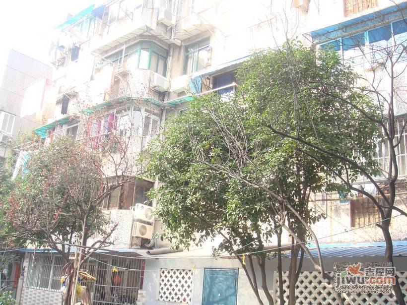 莫愁新寓迎春里实景图图片