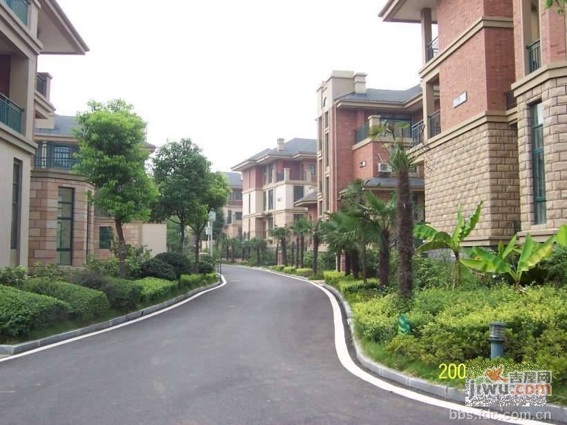 霁虹园小区实景图图片