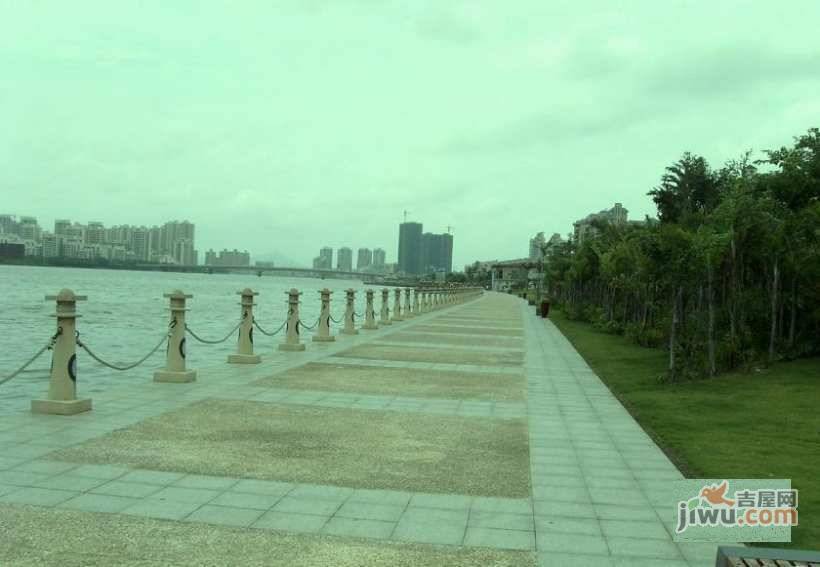 河畔豪庭实景图图片